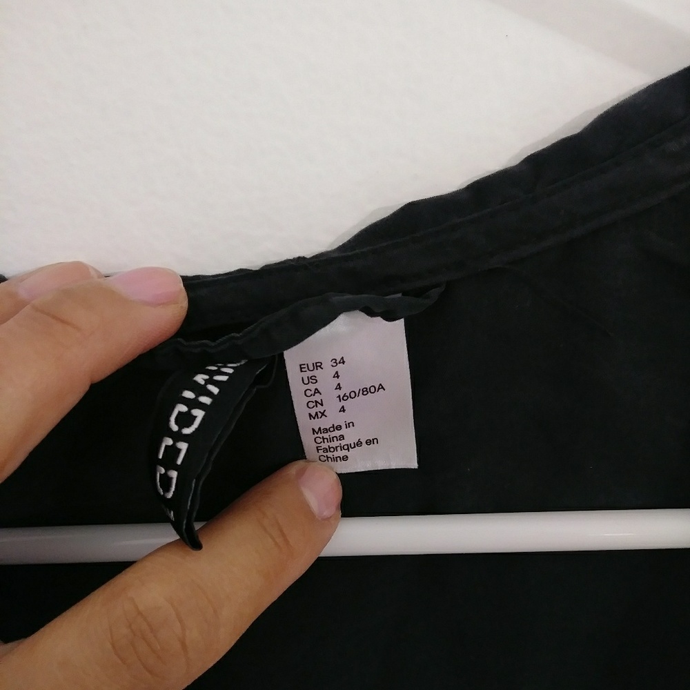 Black jacket - Picture 3 of 7